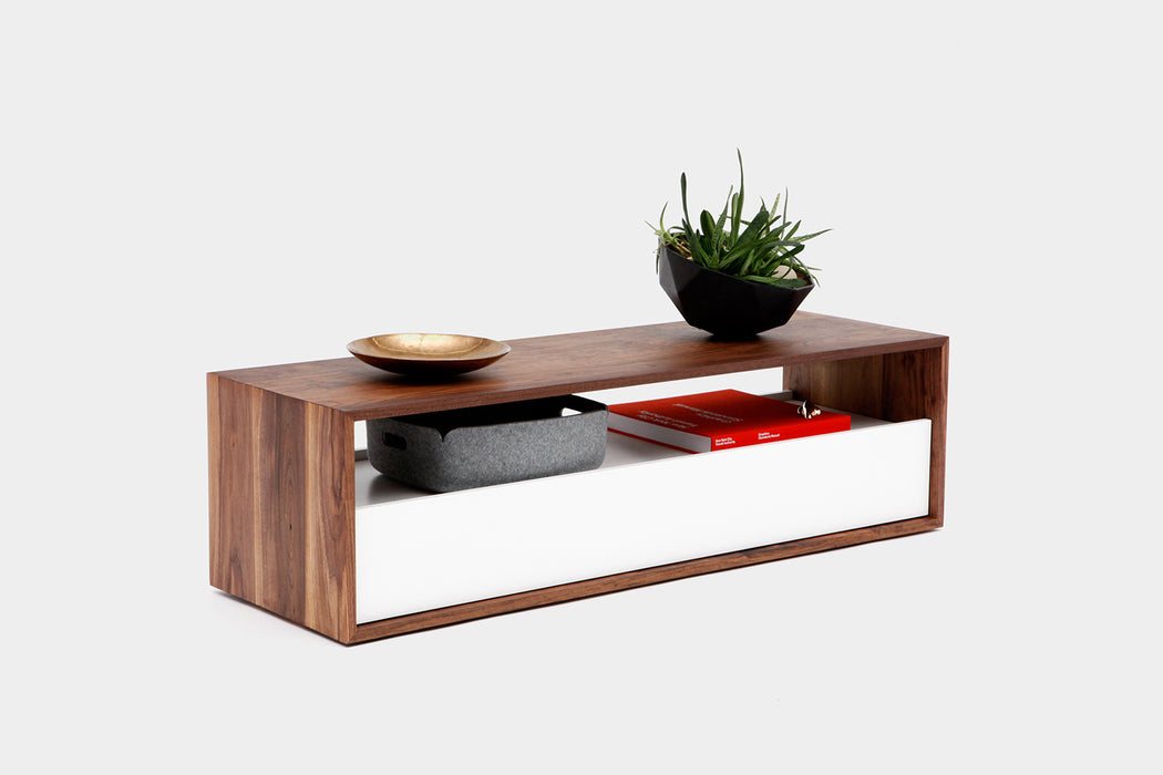 THN 3.25 Console