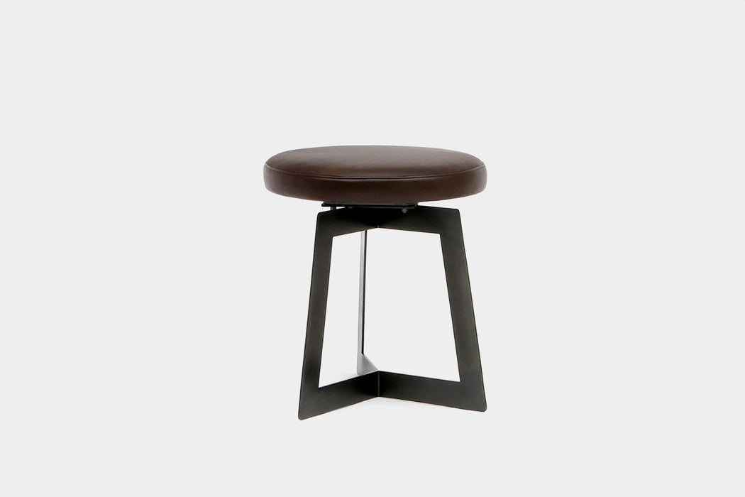 Y1 Stool