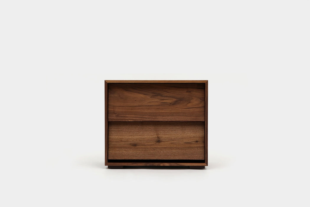 Oliver Nightstand