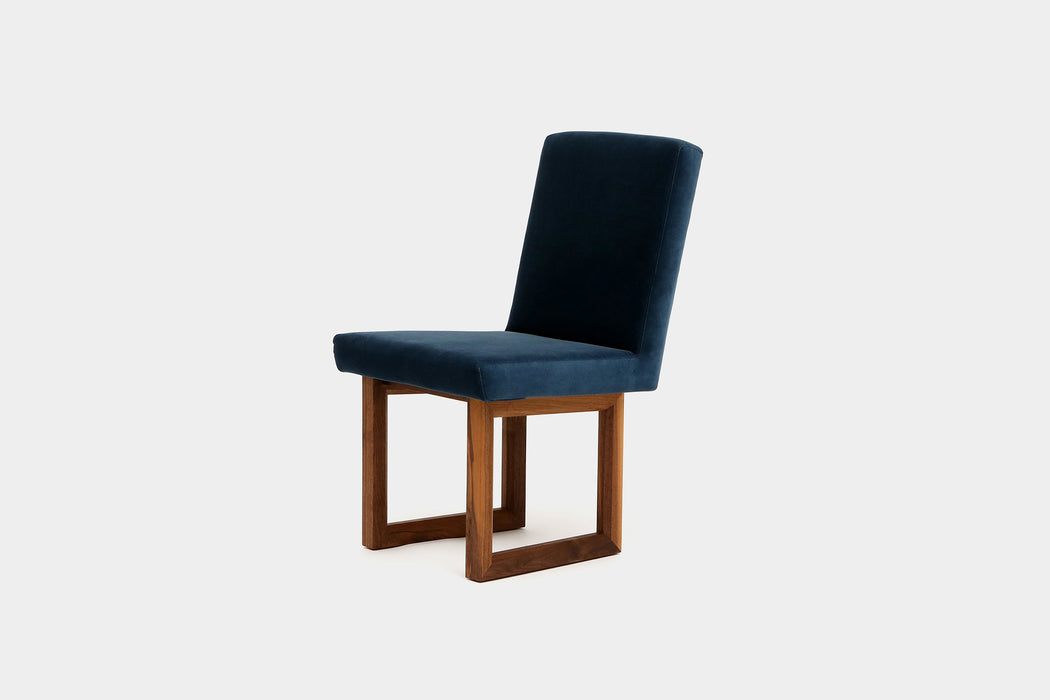 C2 W Chair