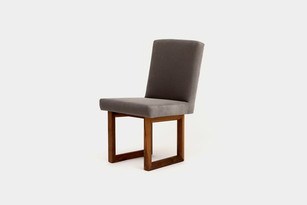 C2 W Chair