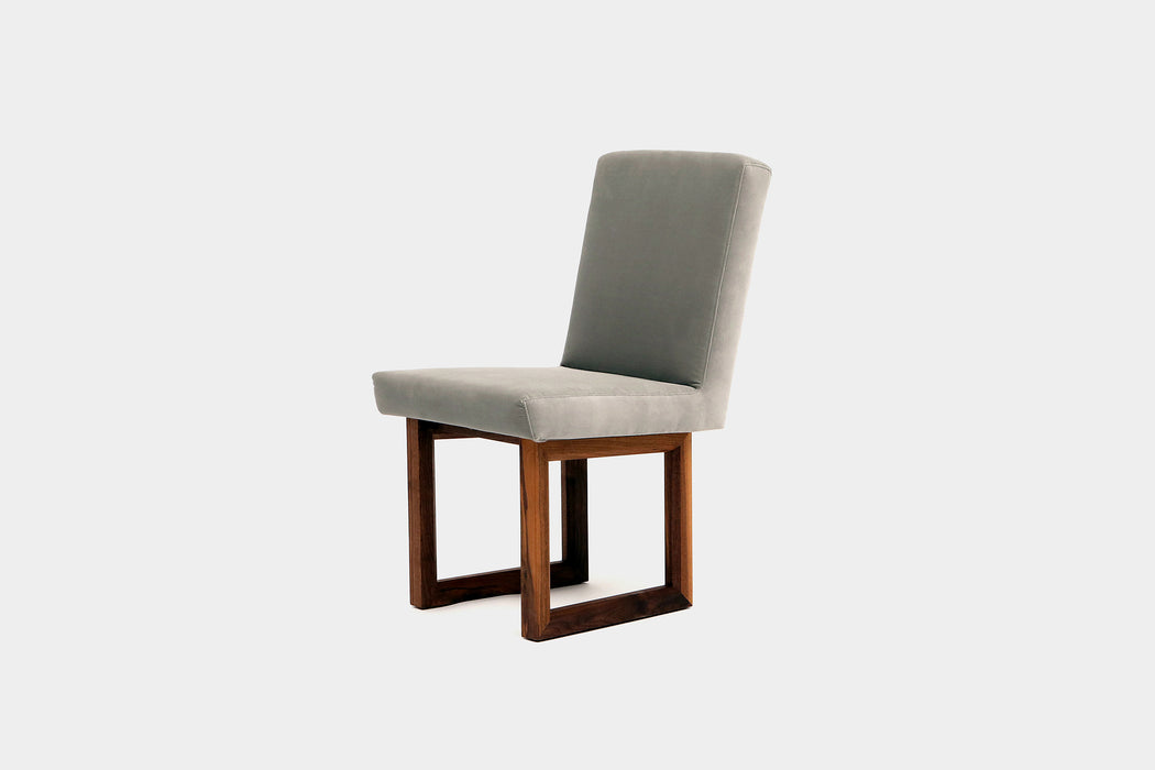 C2 W Chair