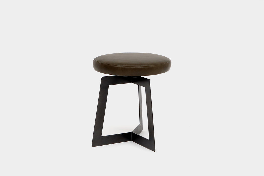 Y1 Stool