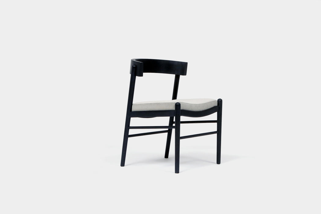 Minoru Chair