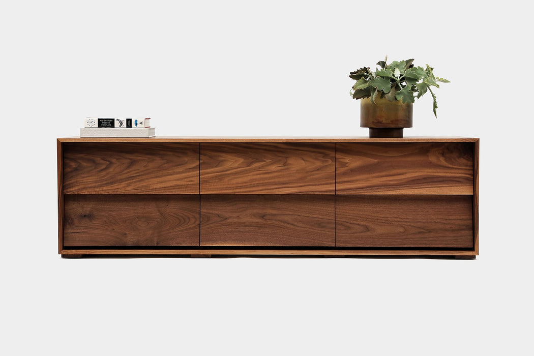 Oliver Low Dresser Oliver Low Dresser